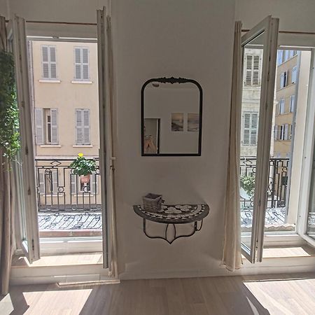 Apartamento T3 Grand Balcon Au Coeur Du Vieux Port Marsella Exterior foto