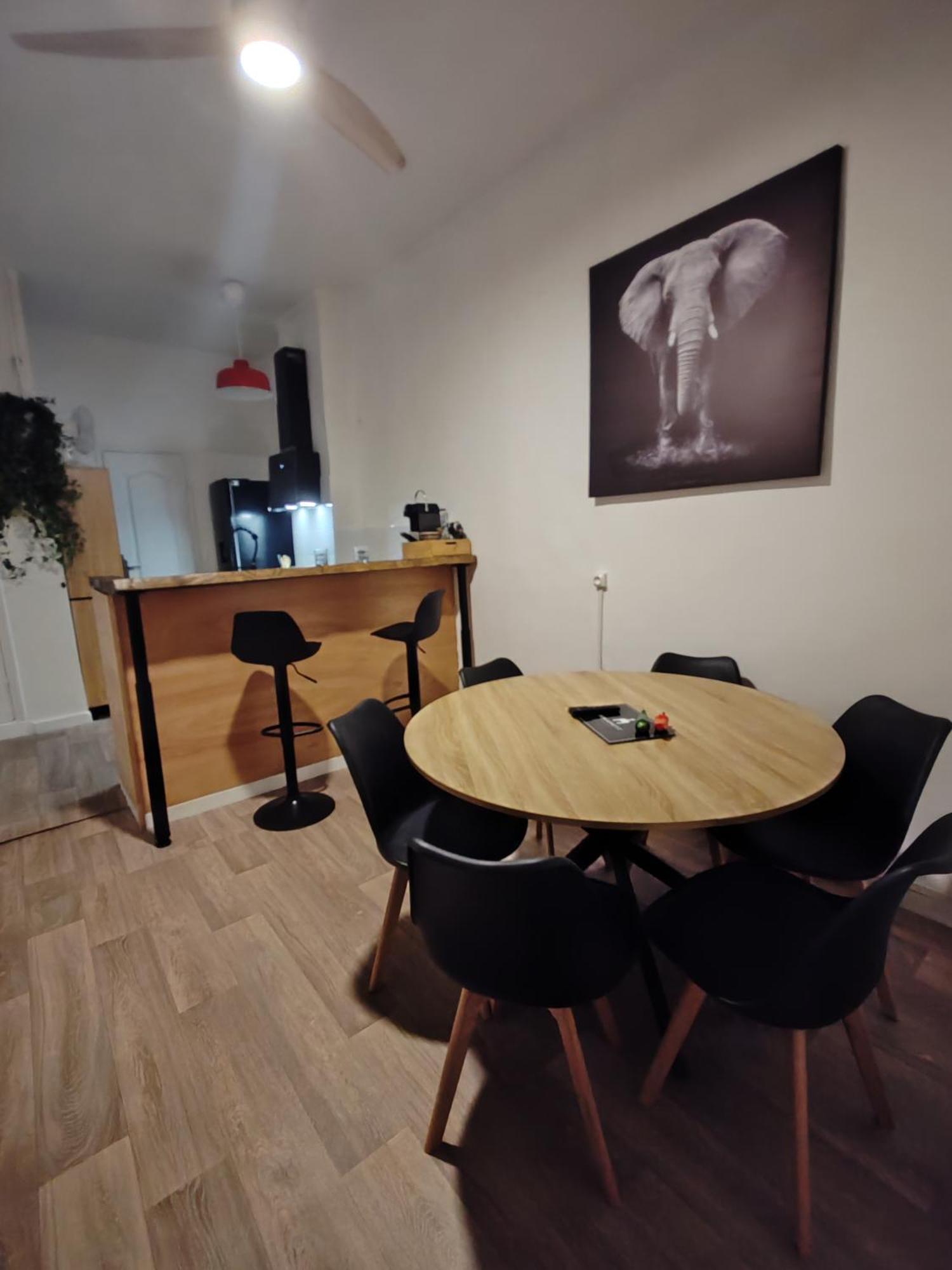 Apartamento T3 Grand Balcon Au Coeur Du Vieux Port Marsella Exterior foto